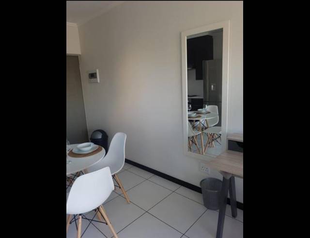 1 BEDROOM PROPERTY TO RENT IN BARBEQUE DOWNS